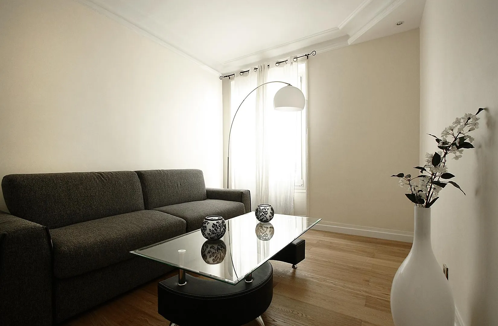 Bridgestreet Champs-elysees Apartment Paris