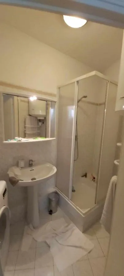 Apartment Bridgestreet Champs-elysees